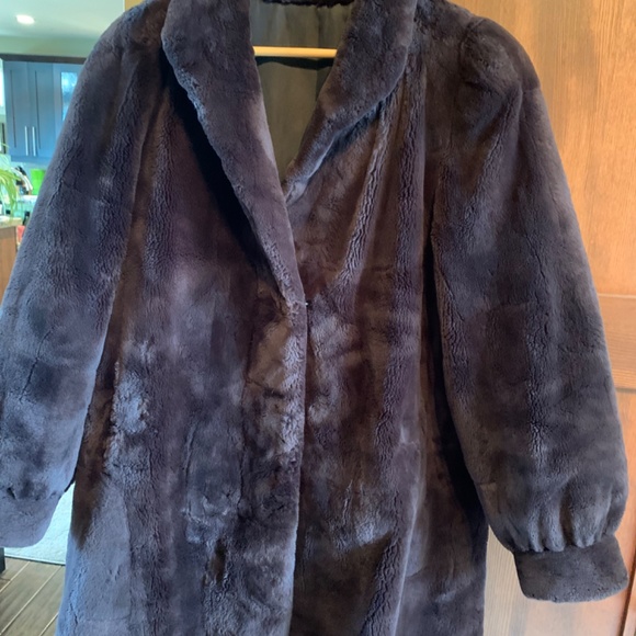 Sheared Beaver Swing Fur Coat - Picture 6 of 6